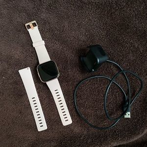COPY - FitBit Versa 2